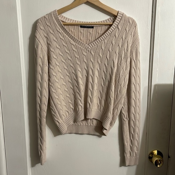 Brandy Melville cream knit sweater - Picture 1 of 2